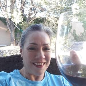 Meet your Posher, Debra